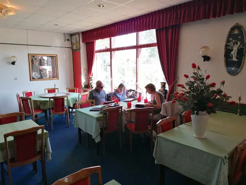 The Mandarin_Zand_slider_image_1