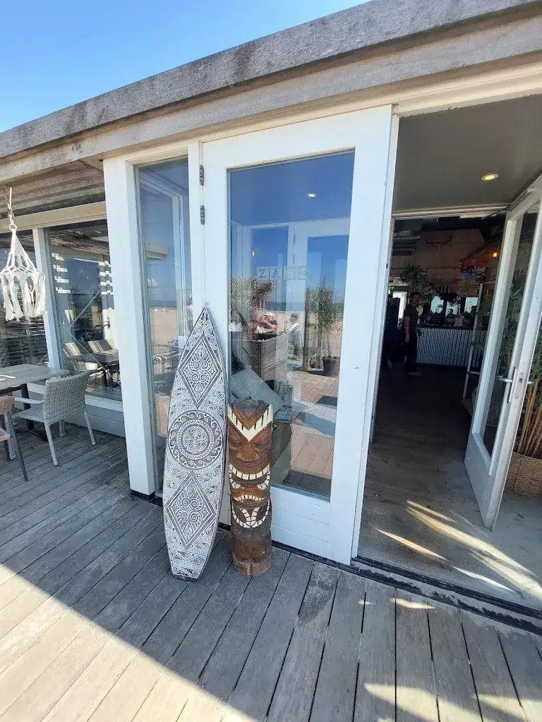 Elis Podlak_Zand Katwijk_Zee_review