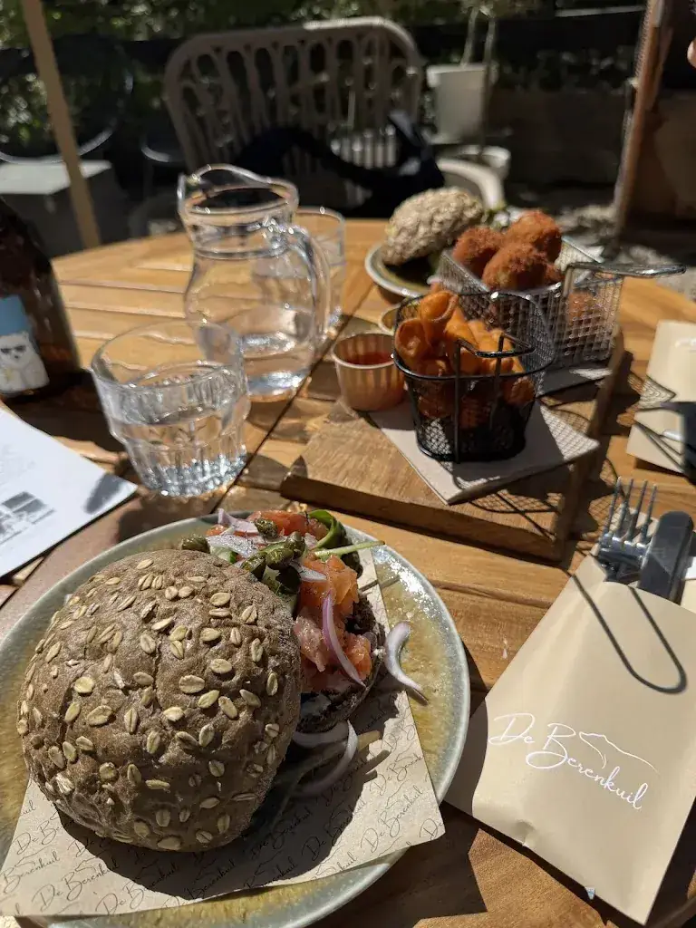 Tero Angeria_Bospaviljoen de Berenkuil_Schoorl_review