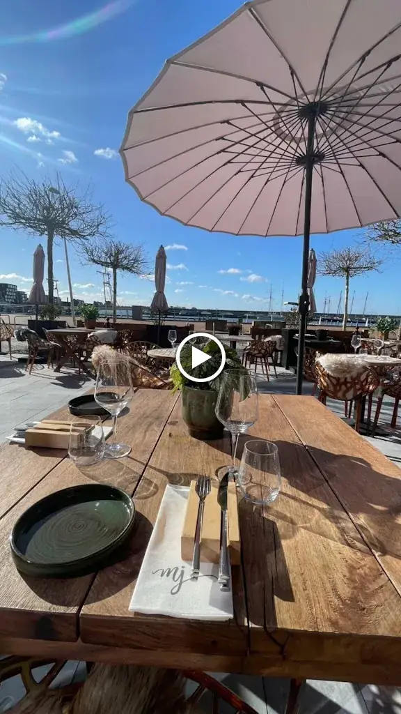 MJ grand café_Lelystad_slider_image_2