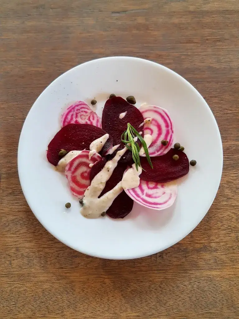 Sarah van Ours_Restaurant Partycentrum De Molen_Ankeveen_review