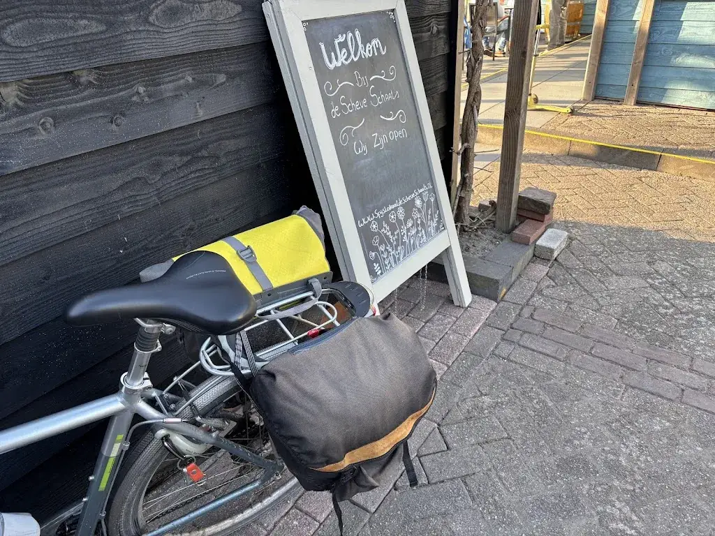 Joost Boers_De Scheve Schaats_Ankeveen_reseña