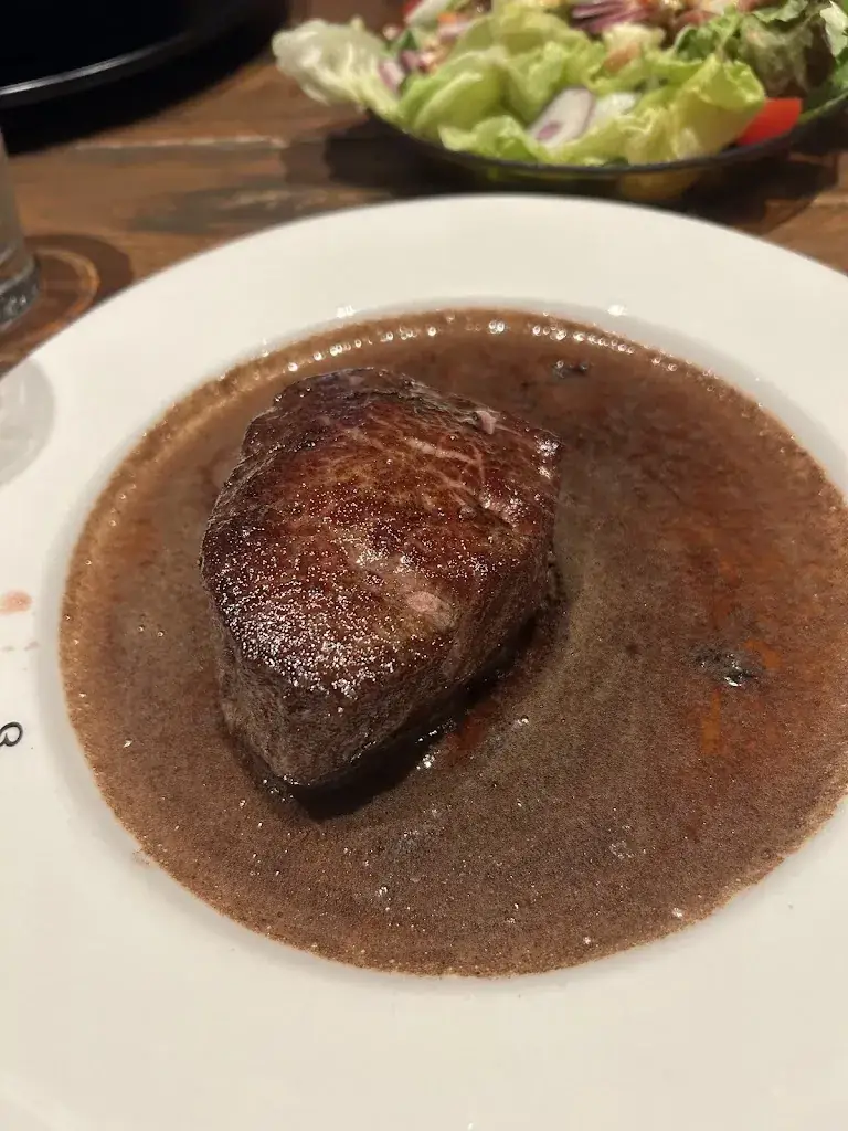 Joshua Drew_Loetje aan de Amstel_Amstelveen_recensione