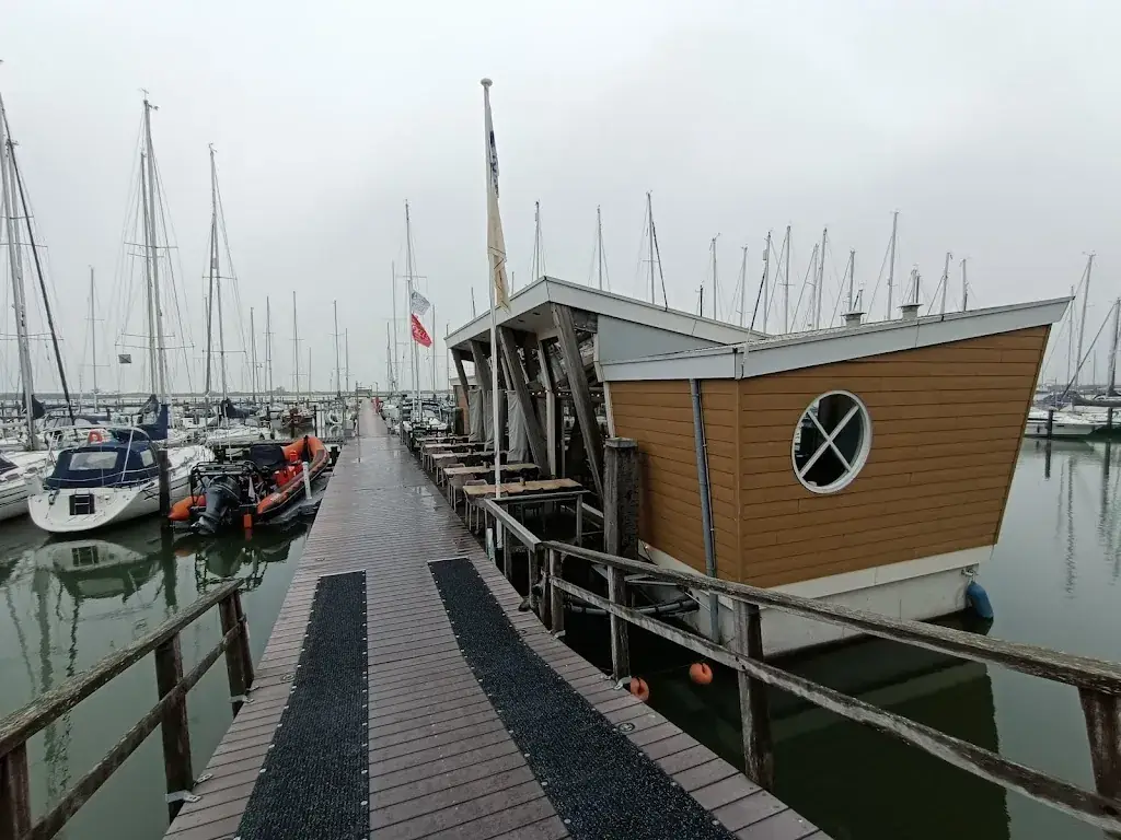 Alex Candea_Club Port Side_Lelystad_review