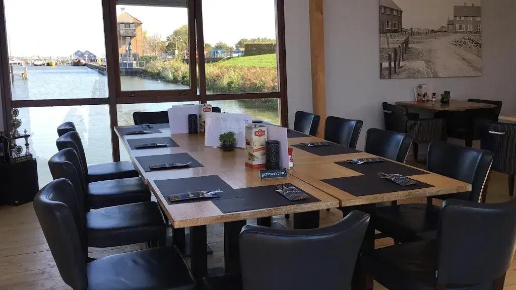 Club Port Side_Lelystad_slider_image_1