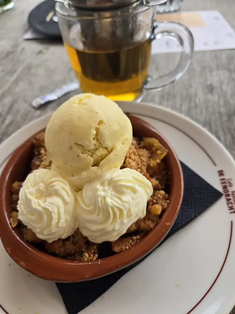 Natalya Khusidman_De Eendracht Alkmaar in ´t IJkgebouw_Alkmaar_reseña