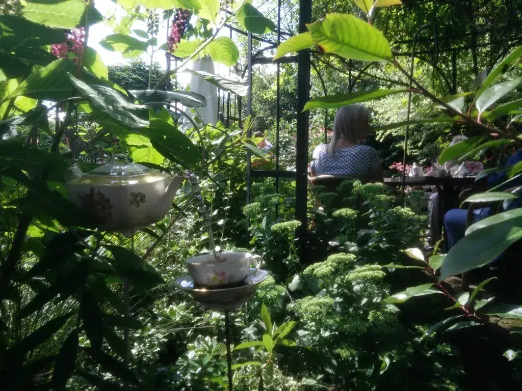 Marianna_Theetuin De Libel_Andijk_review