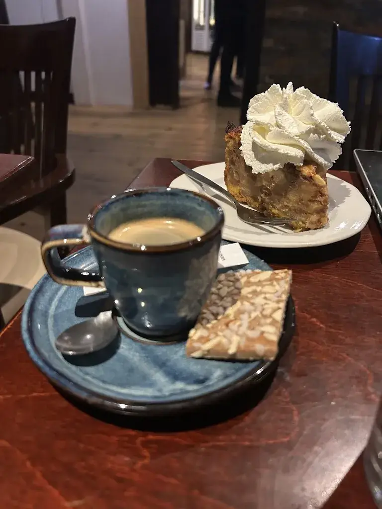 Tony Montana_Lunchroom Le Passage_Lelystad_review