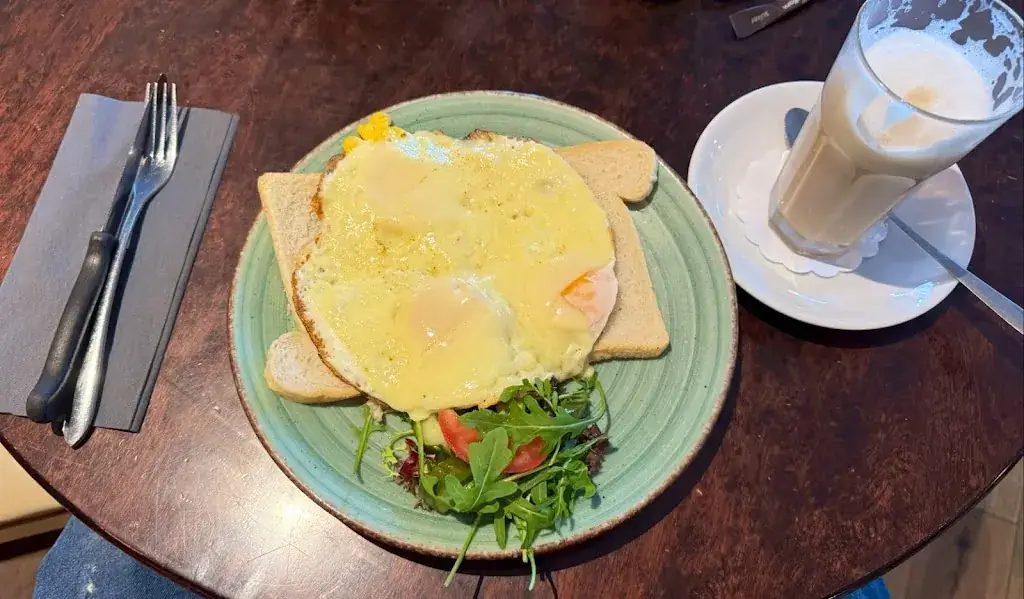 Lunchroom Le Passage_Lelystad_slider_image_3