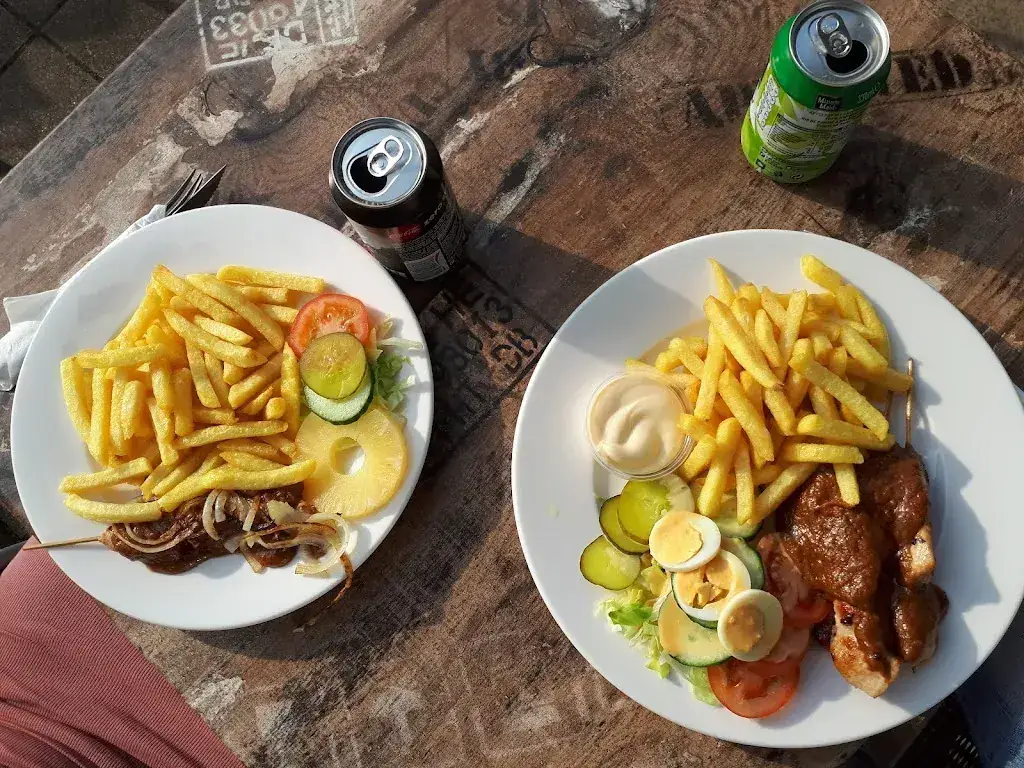 Cafetaria Restaurant Vijverhof_Avenhorn_slider_image_2