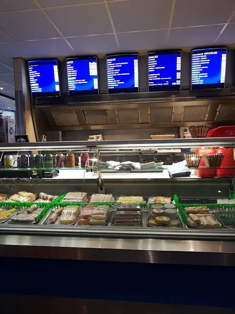 Cafetaria Restaurant Vijverhof_Avenhorn_slider_image_3