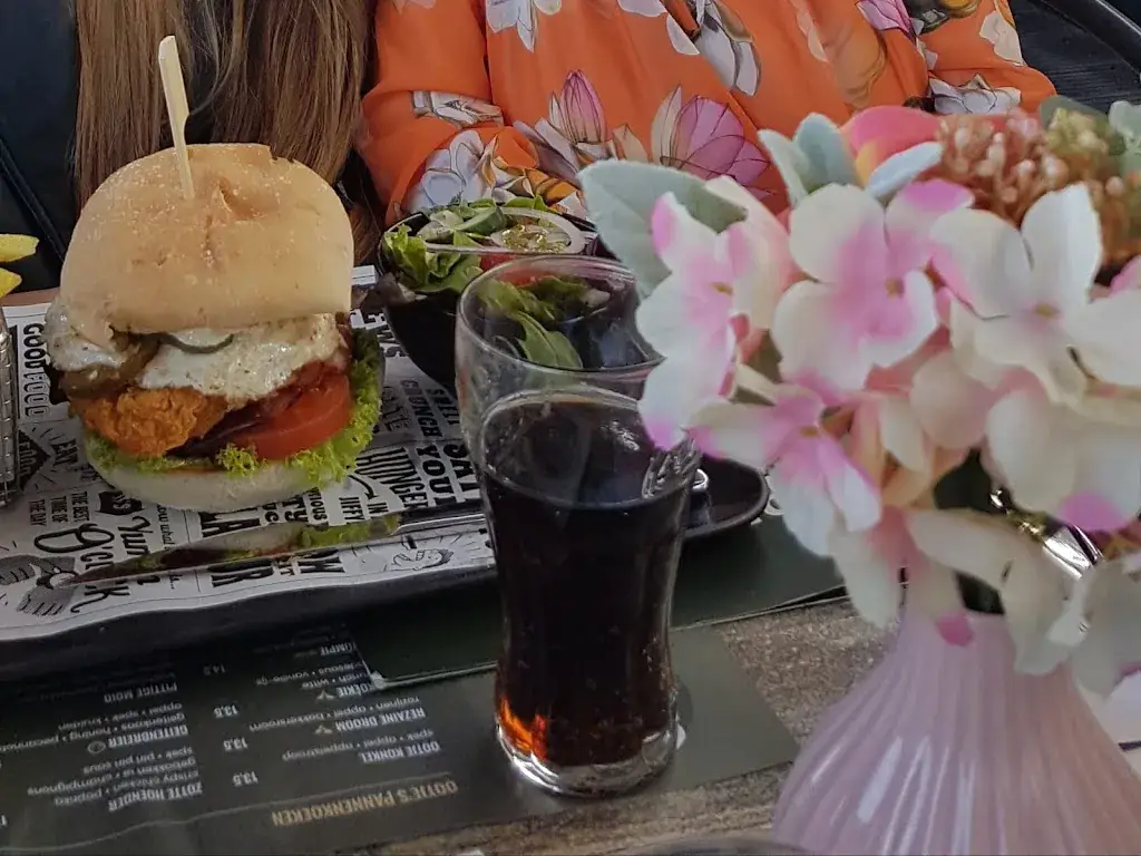 FRANCESCA RUSSOLILLO_Familierestaurant Ootje Konkel_Scharwoude_review