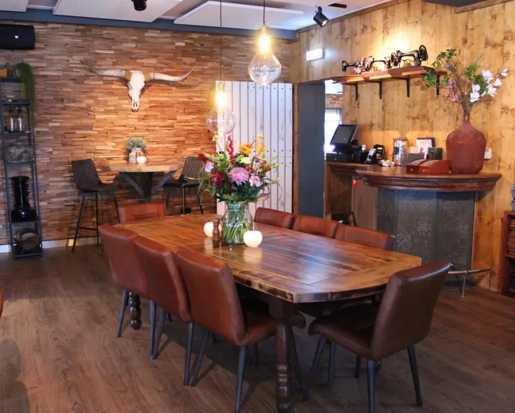 Steakhouse Bij de Buurvrouw restaurant in Castricum