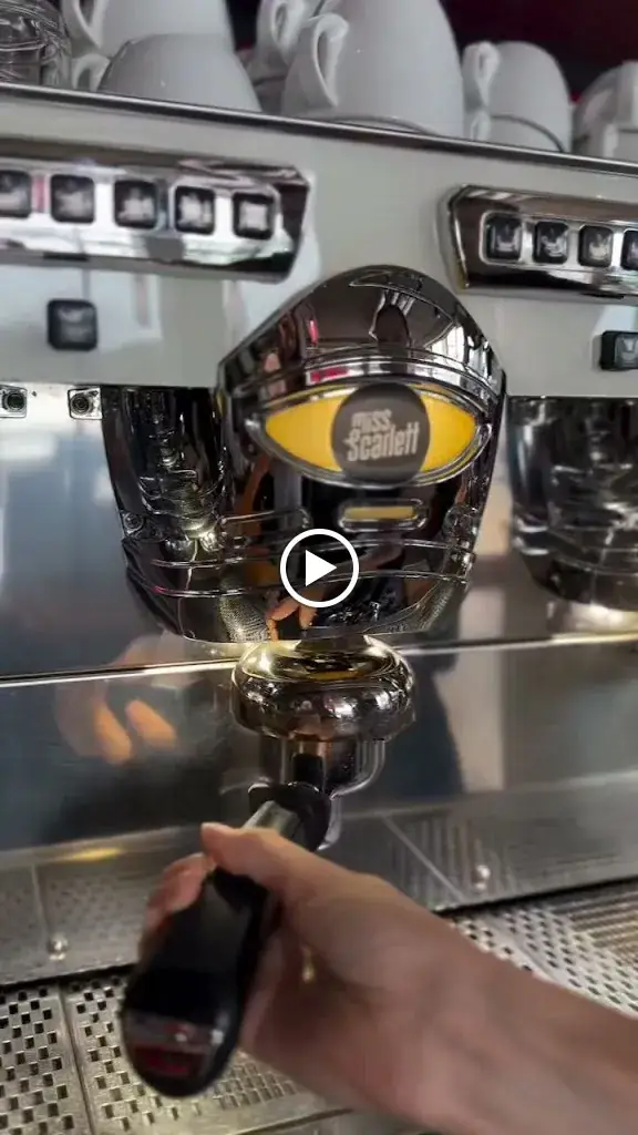 Miss Scarlett_Amsterdam_slider_image_2