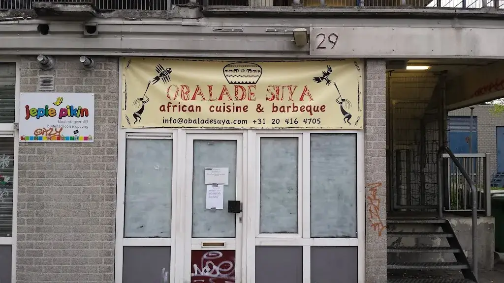 Obalade Suya Restaurant restaurante en Amsterdam