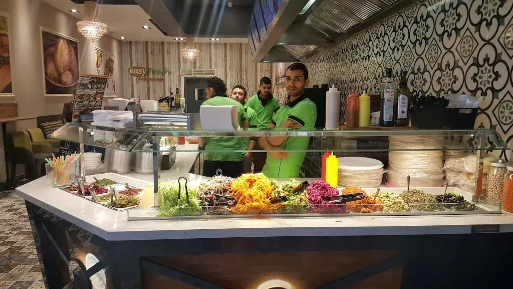 Easy & Fresh Falafel restaurant in Amsterdam