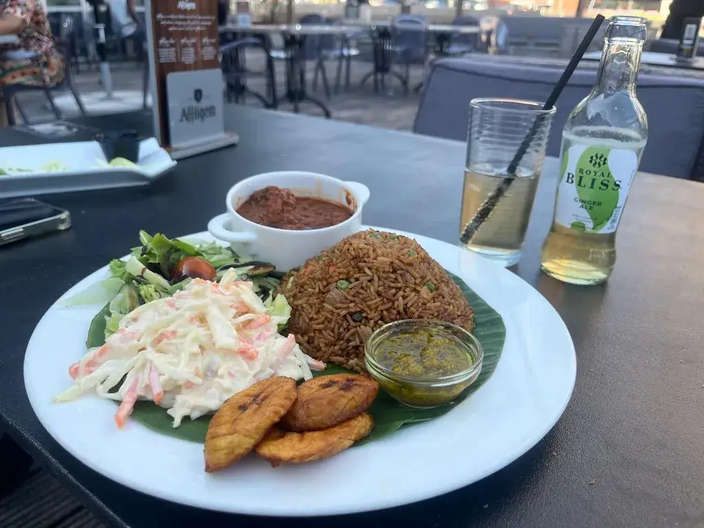 Ashley D_Gold Coast Restaurant & Loungebar_Amsterdam_review