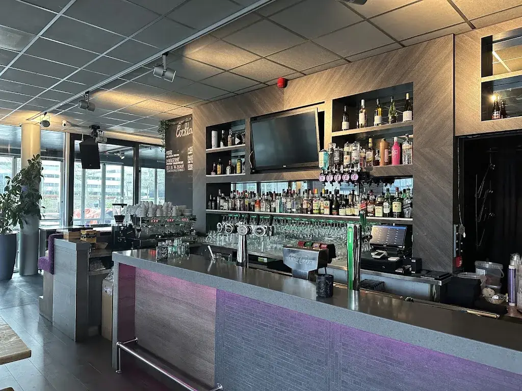 Gold Coast Restaurant & Loungebar restaurant in Amsterdam