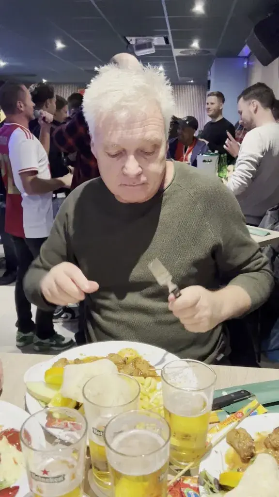 Eetcafé 100% Zuid-oost_Amsterdam-Zuidoost_slider_image_2