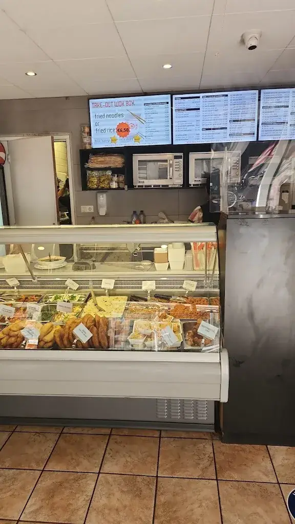 Esthybrown_Kam Yin_Amsterdam_Bewertung