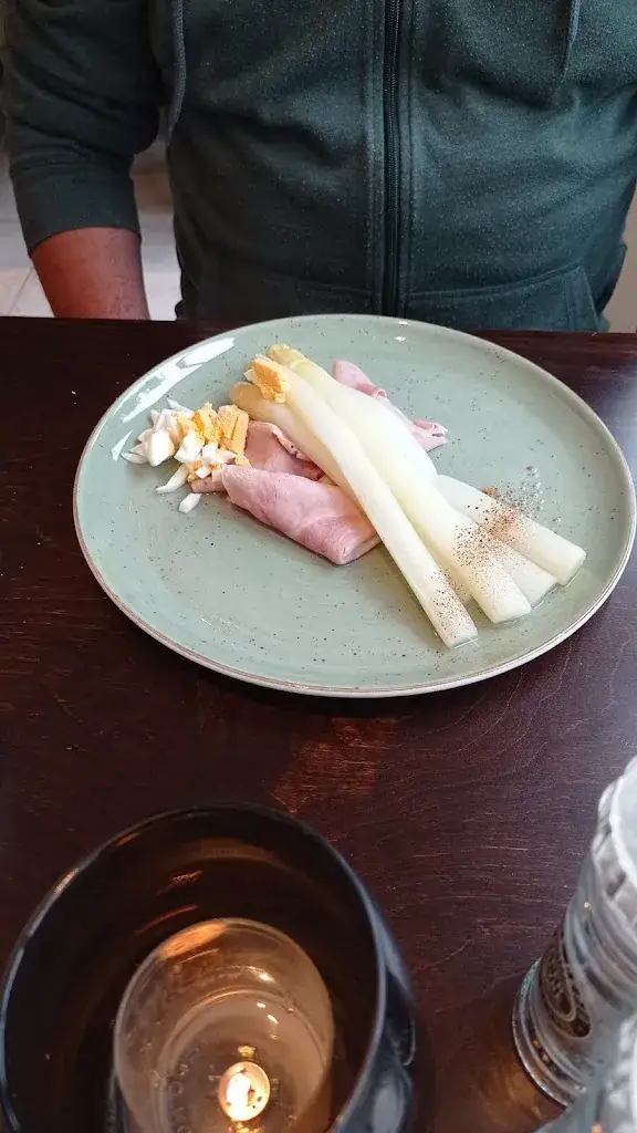 Menü_Restaurant Piers Hiem_Beets_Bild_5