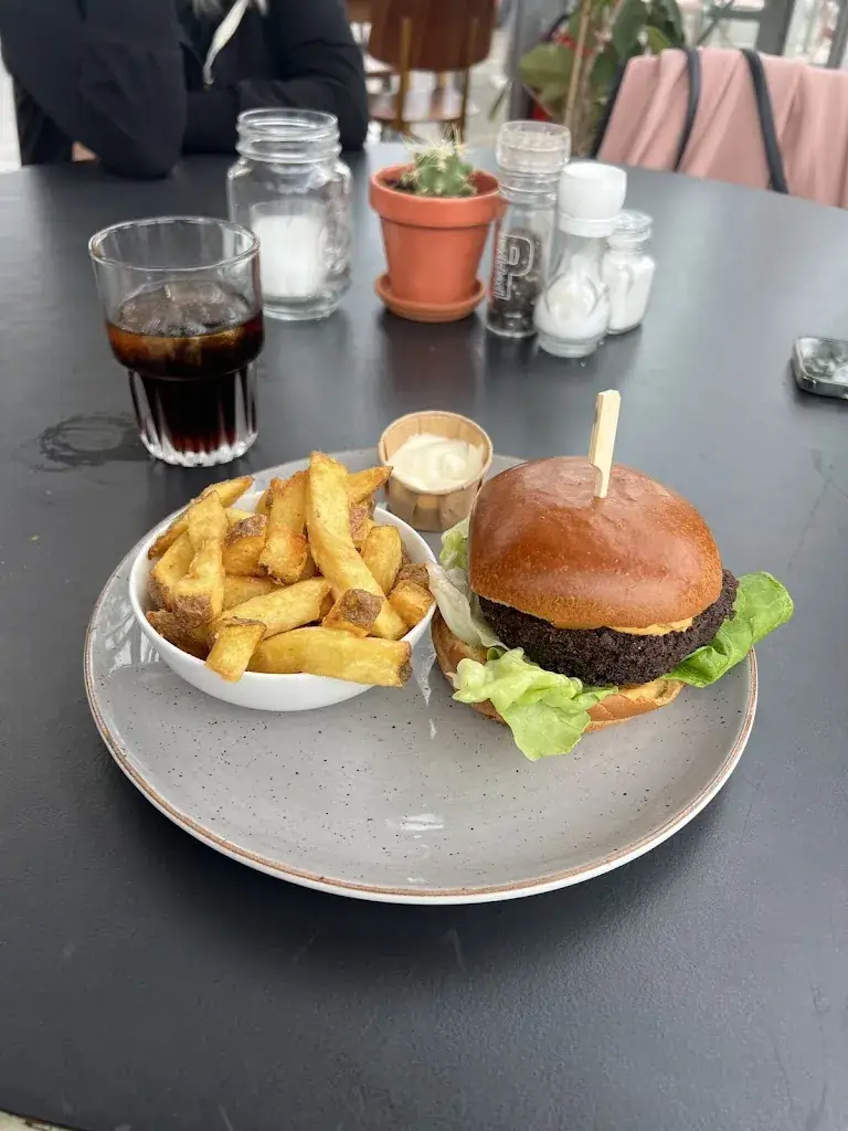 Patrycja Wereszczyńska_DeDAKKAS_Haarlem_review