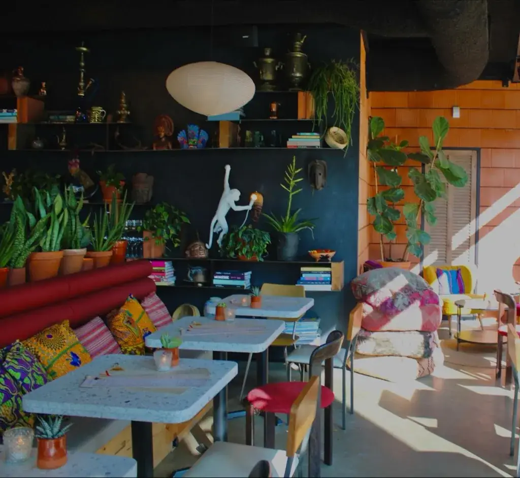 HANNO - Groots café restaurant in Delft