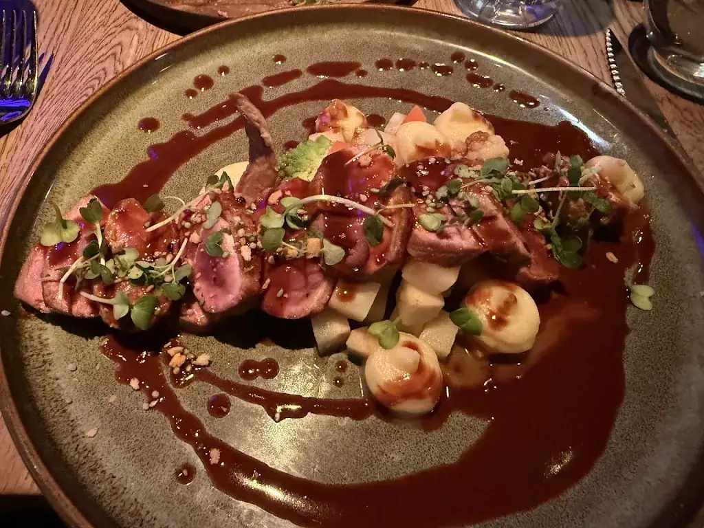 P & C Leroux-Laframboise_Leo’s Kitchen & Bar_Lelystad_review