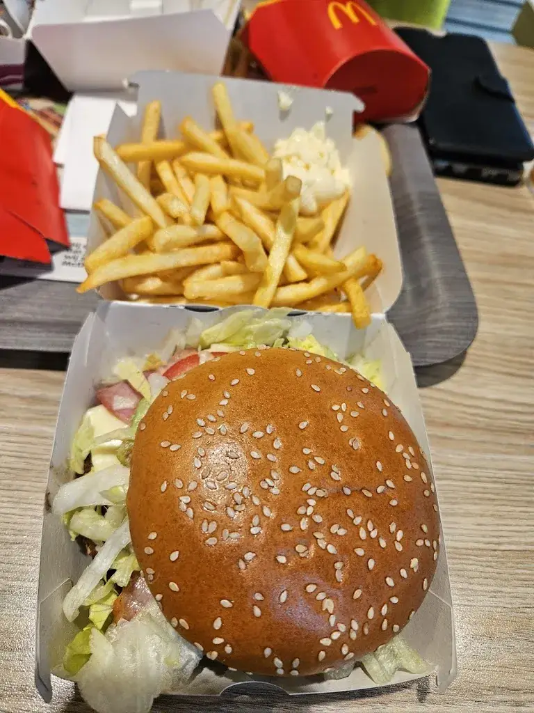 McDonald's_Berkhout_slider_image_3