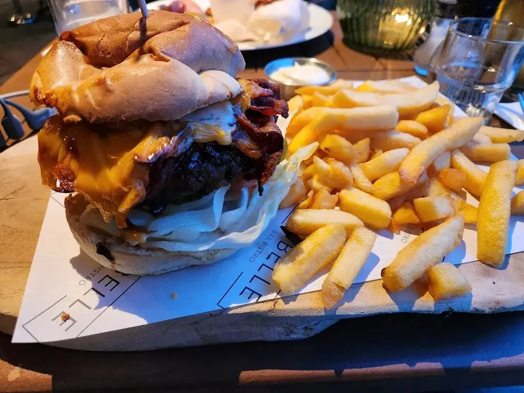 Alex G_La Belle bar bistro_Bentveld_review