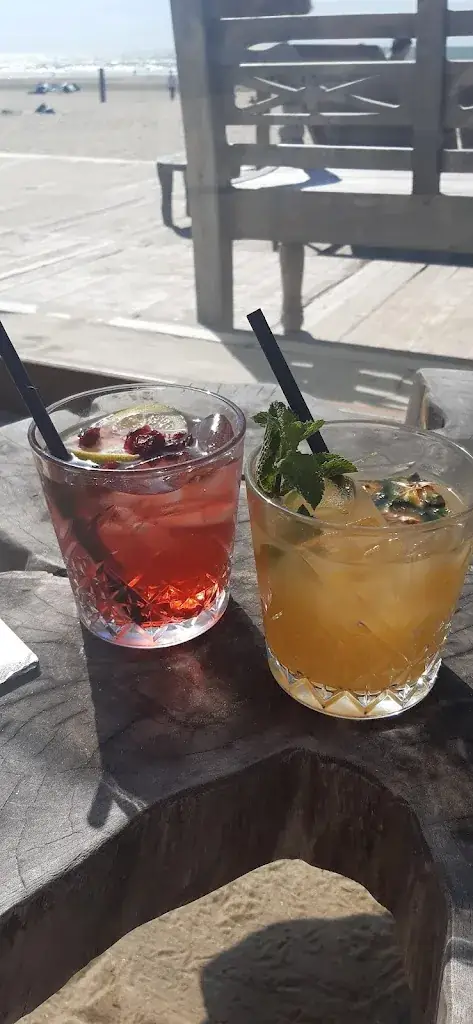 Menu_Beach Club Far Out_Zandvoort_image_5