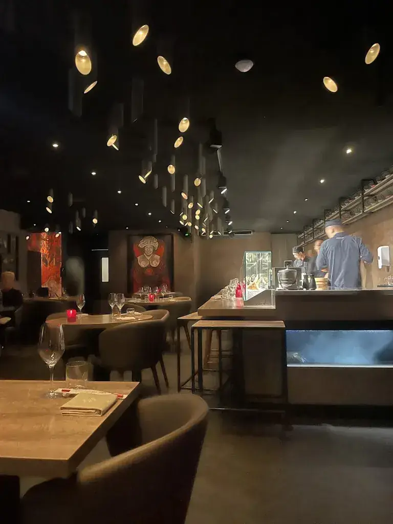 Alice Ho_The Red Sun_Blaricum_review