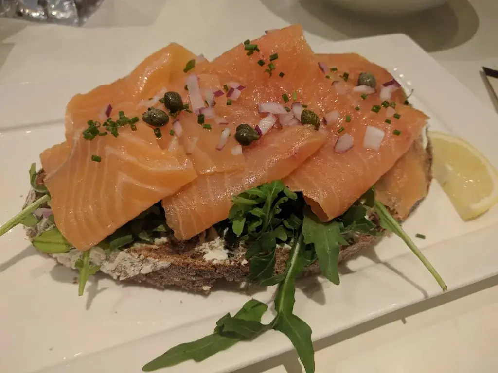 Leighann Baxa_Blushing Blaricum_Blaricum_review