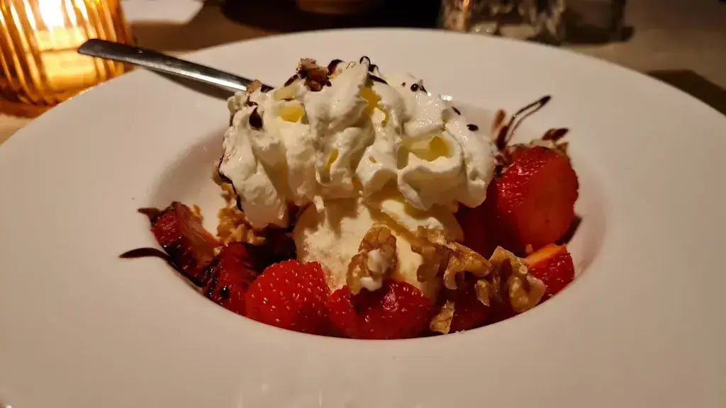 Mariëlle Leugs_ByLemonakis_Lelystad_recensione