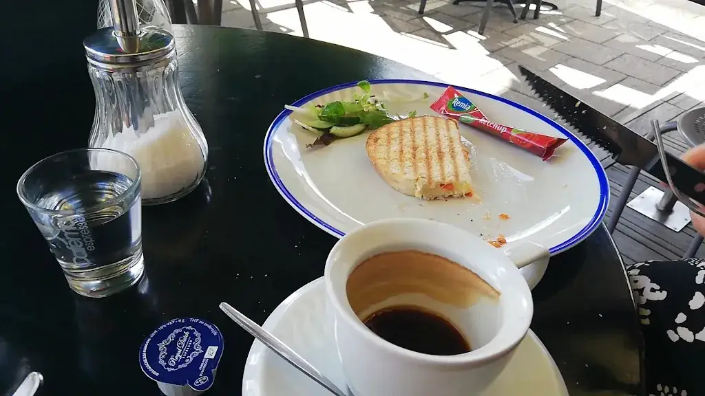 Café 't Hemeltje_Bloemendaal_slider_image_2