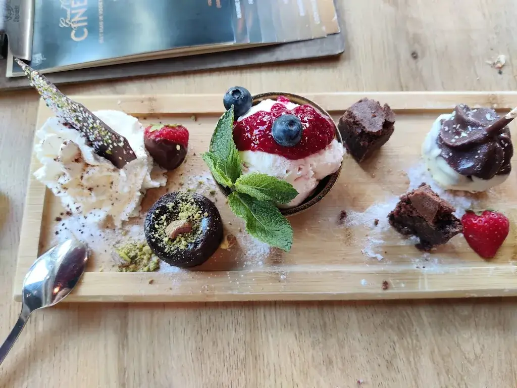 Menu_Grand Café Cineac_Beverwijk_immagine_3