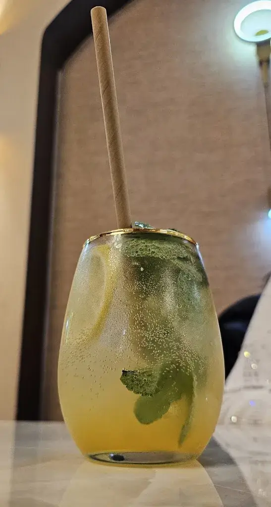 Menu_Dama Roze_Beverwijk_image_5