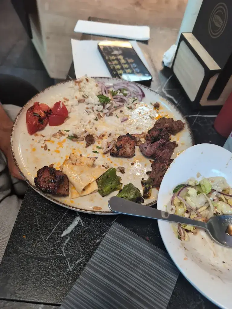Mohamad Abo shami_Deniz Grill_Beverwijk_review