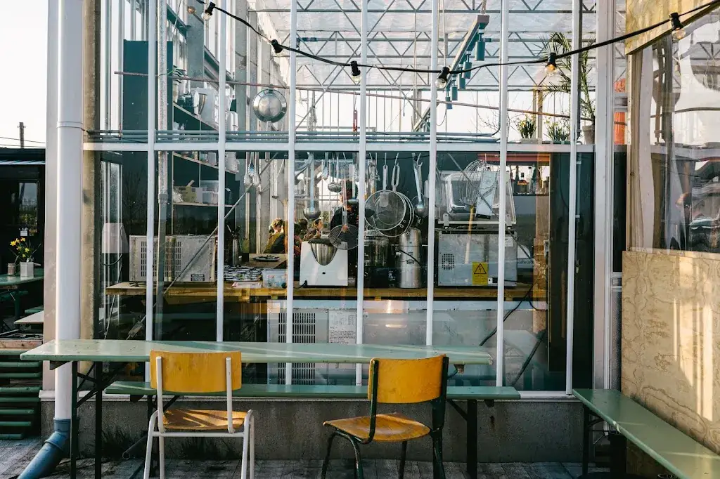 Bistro Zacht Staal | voorheen Café Picknick restaurant in Beverwijk