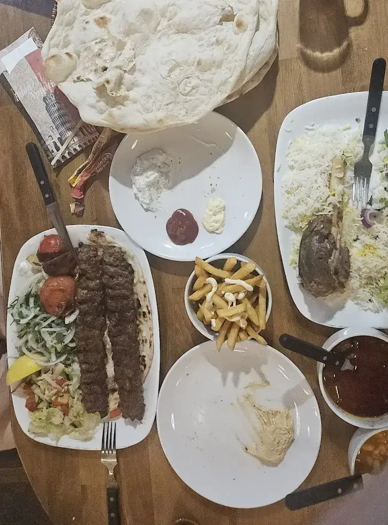 Ioannis Makris_Restaurant Nour Beverwijk_Beverwijk_reseña