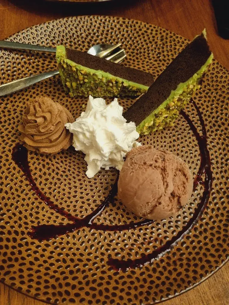 Menu_Restaurant Brasserie De Rooie Kip_Hoorn_image_7