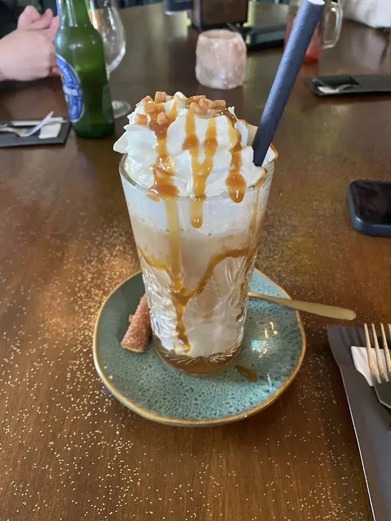 Yvann Devigne_The Brunch Brothers_Hoorn_review