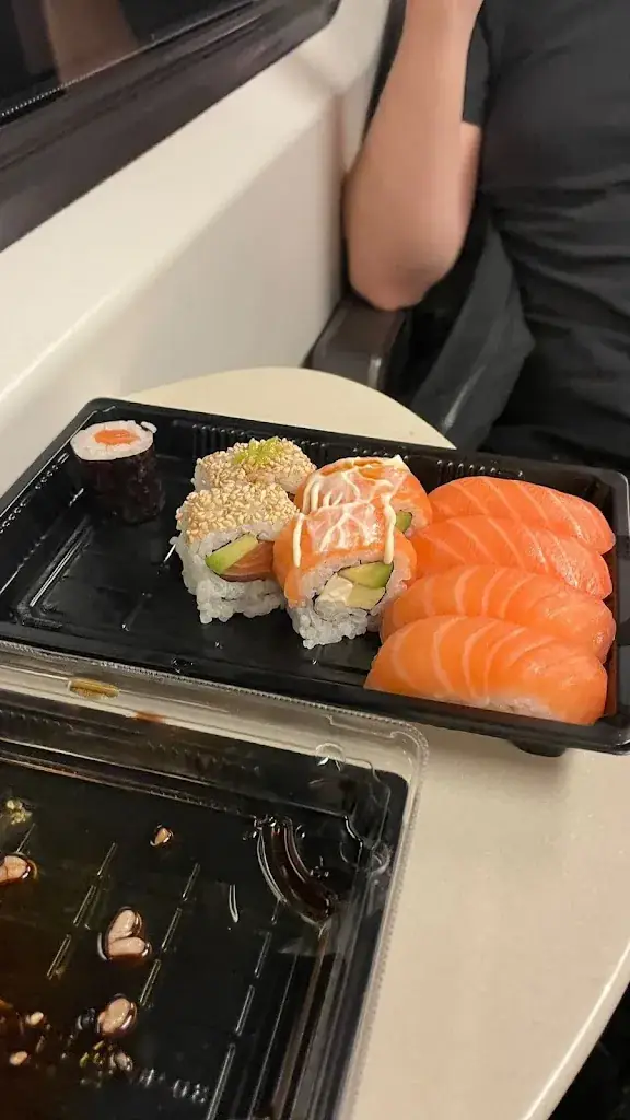 Floris Vergeer_Parapara Sushi & Grill Café_Lelystad_reseña