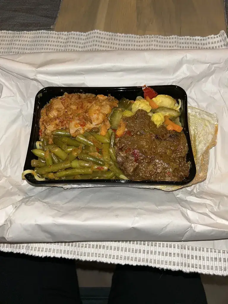 Patrick Brown_Selera Anda_Badhoevedorp_review