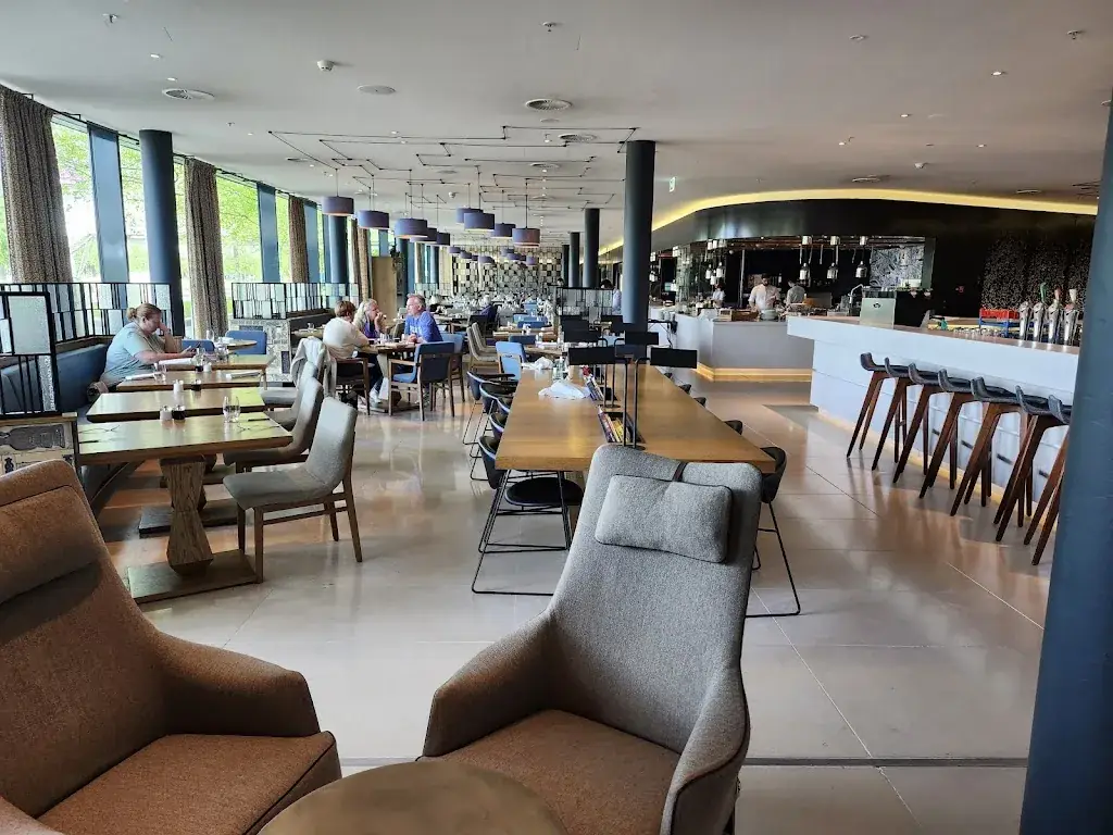 Nancie Balun_Bowery Restaurant_Schiphol_review