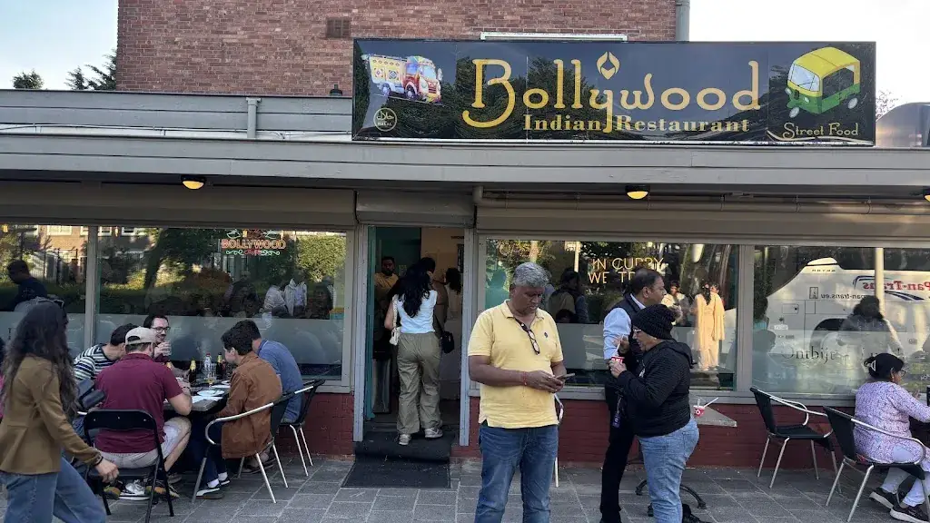 Bollywood Foodbar_Amsterdam_slider_image_1