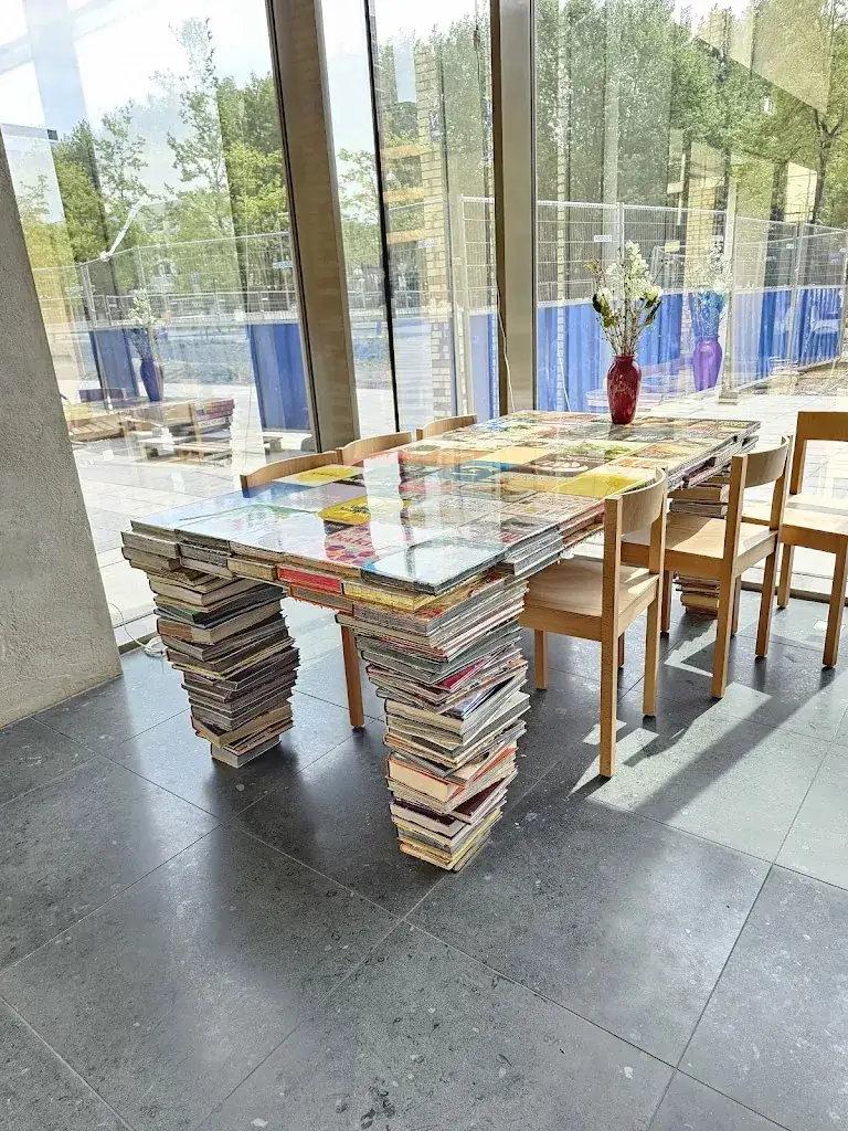 NOAH lieven_Amsterdam_slider_image_1