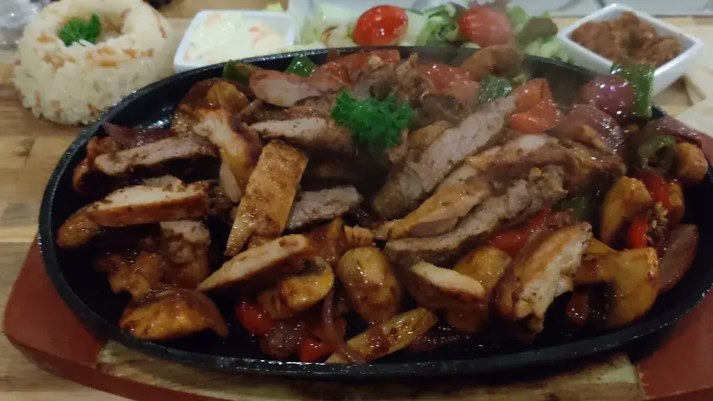 KEYF CAFE RESTAURANT_Amsterdam_slider_image_2