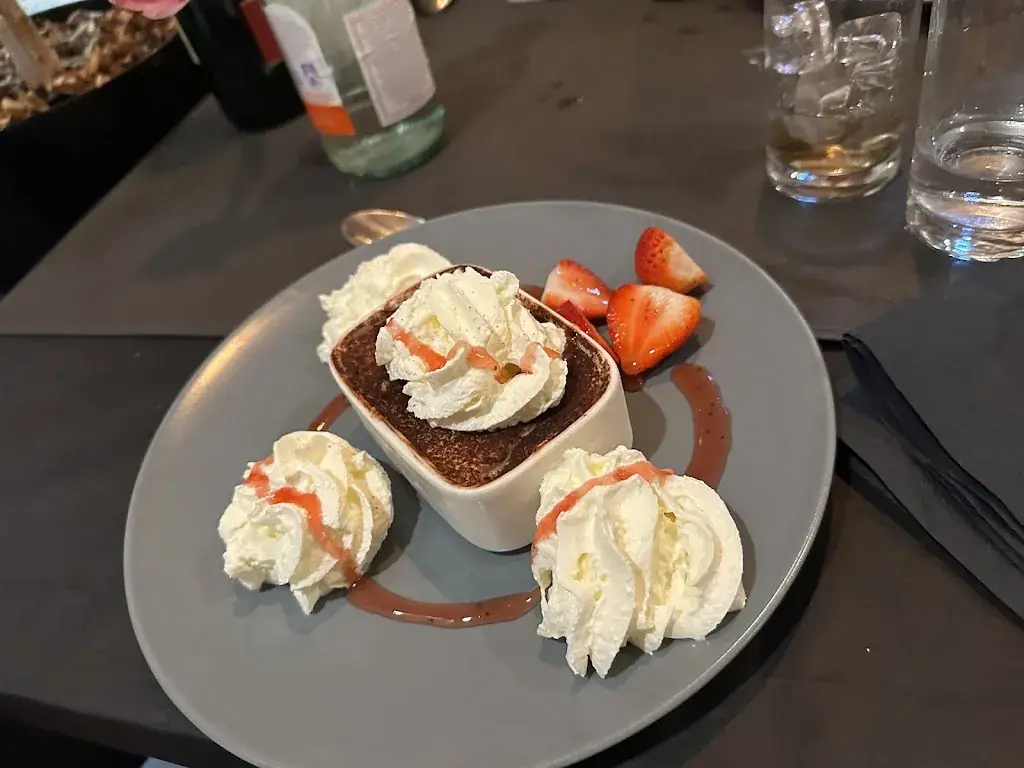 Batuhan İPEK_Perla di Roma_Amsterdam_review