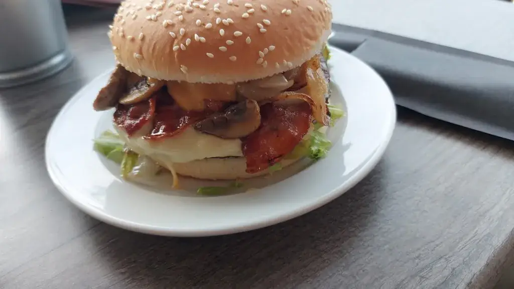 Bram Wilhelm_De Balken_Blaricum_review